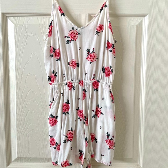 White Floral Romper - Picture 1 of 1